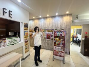 男子トイレからの煙に気付く 火災発見！大きな声で周囲に知らせる。